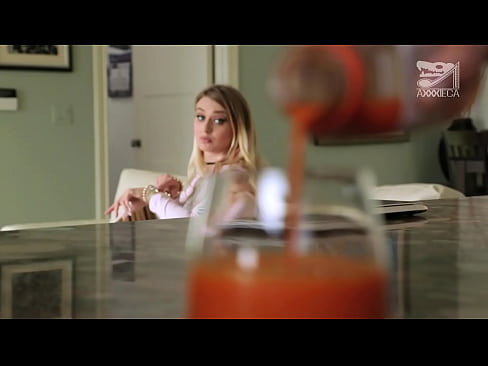 ❤️ Kuum tüdruk suurte tisside ja tiheda tussuga saab luuserilt riista, aga väga kõvasti ️❌ Sluts at us ☑