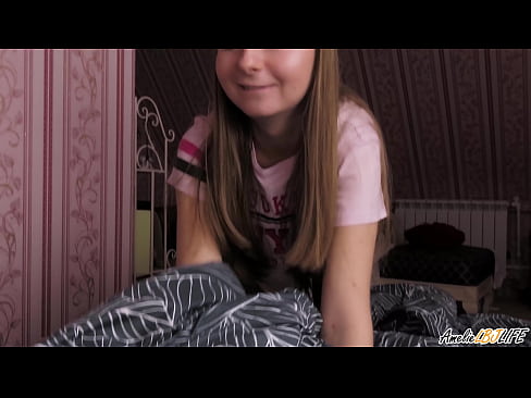 ❤️ Blondie imeb oma BFF-i sügavalt ja saab sperma suhu ️❌ Sluts at us ☑